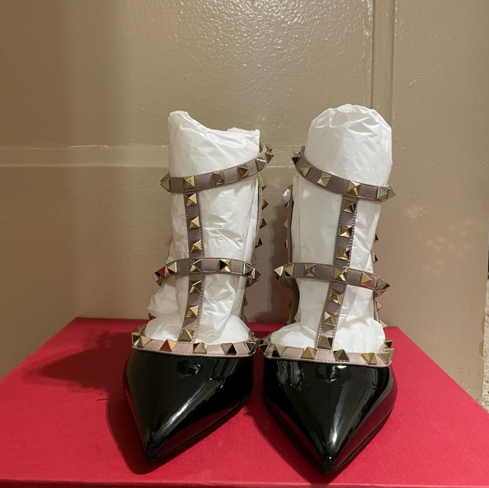 Valentino Garavani Rockstud 100mm Slingback High-Heel Pumps Sz 39 Patent Leather